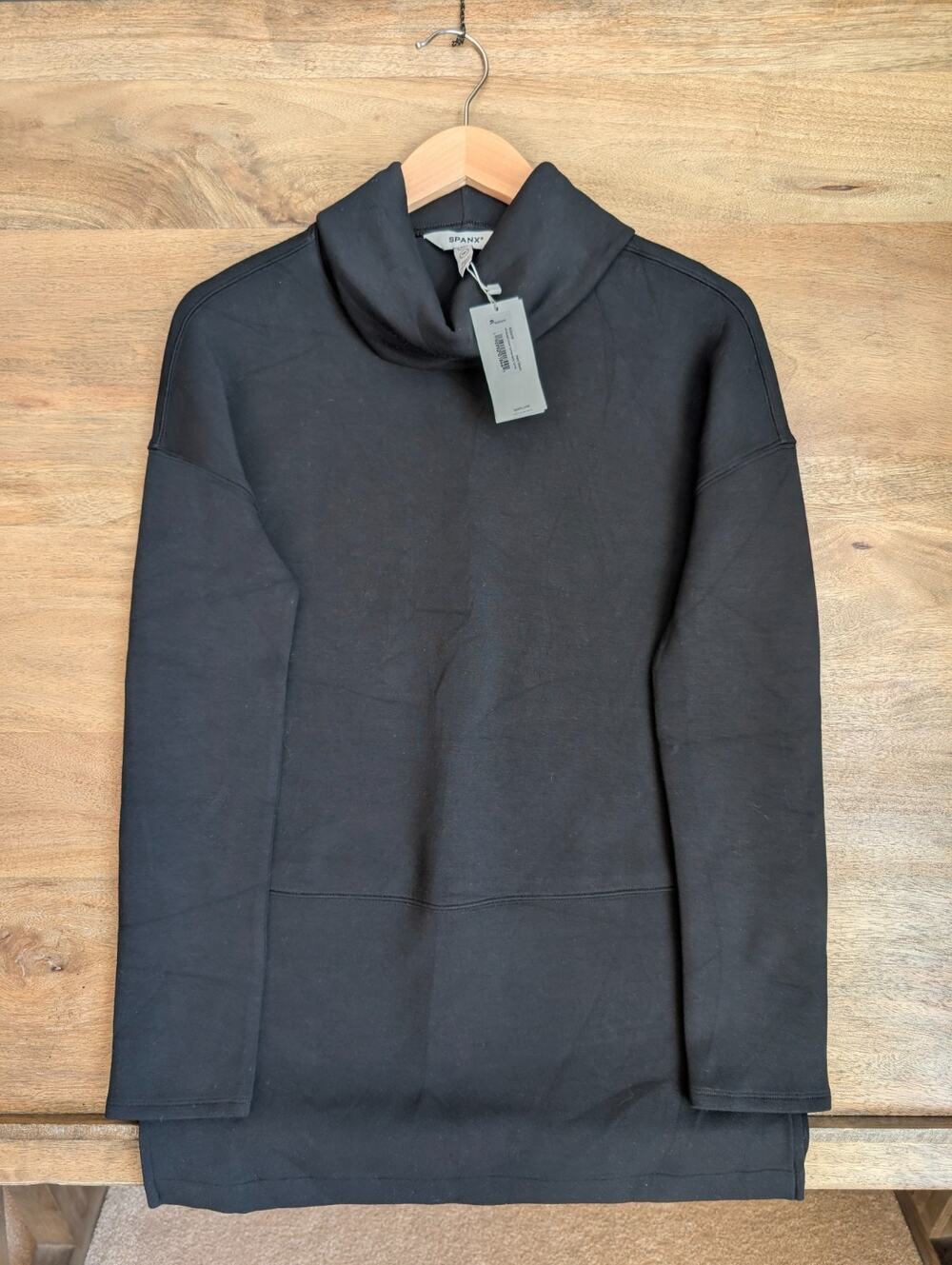 SPANX AirEssentials Turtleneck Tunic Pullover Sweater Womens XS Black 50501R NWT